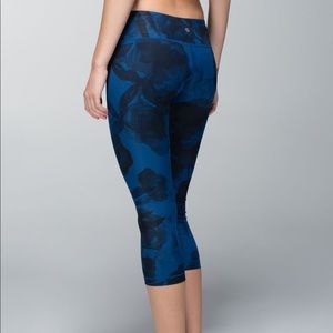 Lululemon Wunder Under Crops